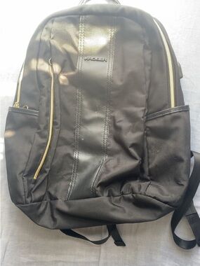 KROSER Black Men's Backpack with Gold Trim